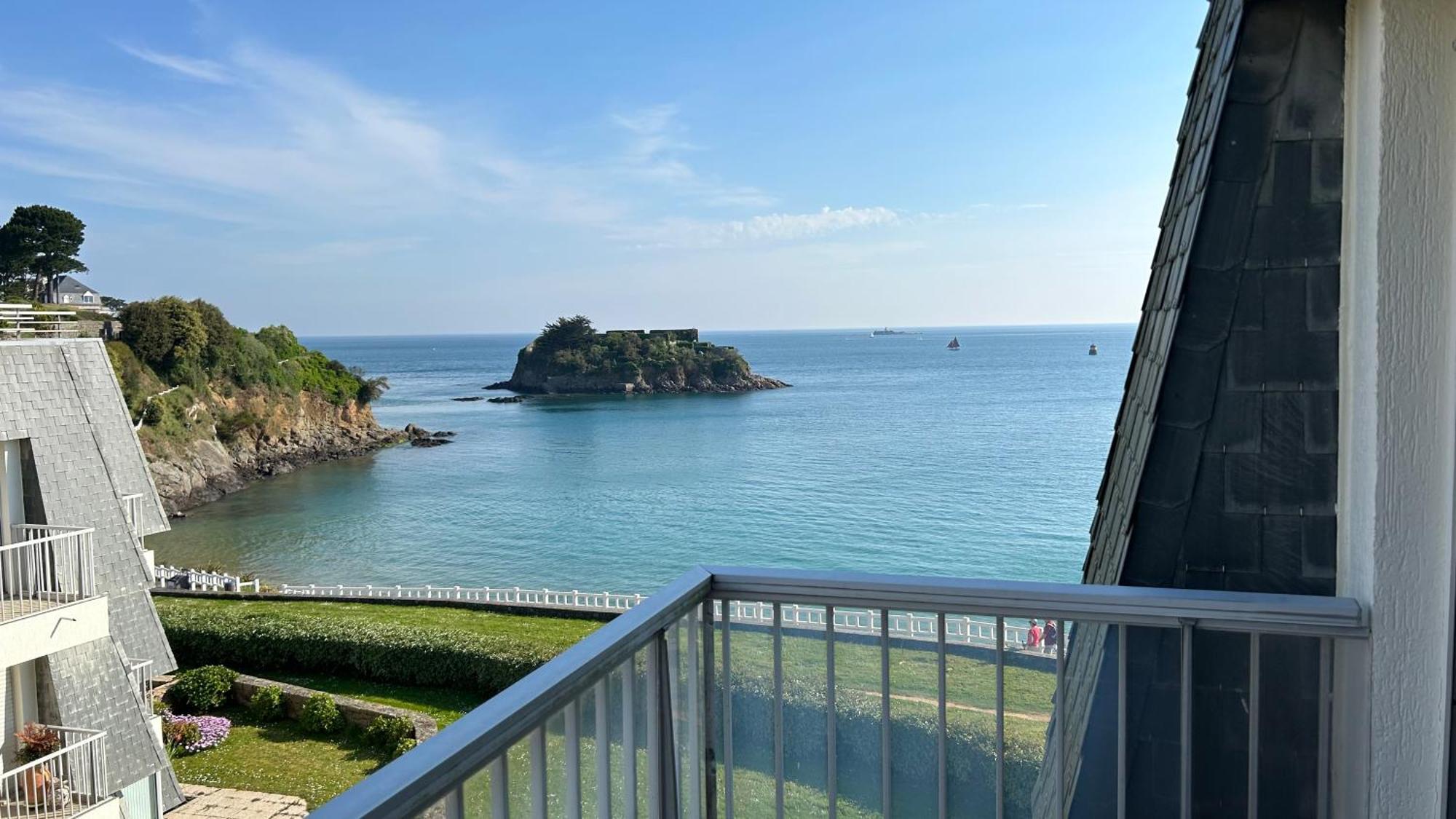 Appartement Pied Dans L'Eau - La Comtesse Saint-Quay-Portrieux Kültér fotó